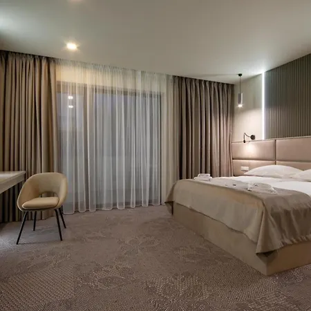 Rarau Retreat Hotell Câmpulung Moldovenesc