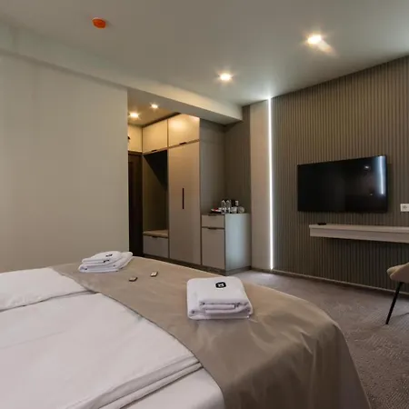 Rarau Retreat Hotell Câmpulung Moldovenesc
